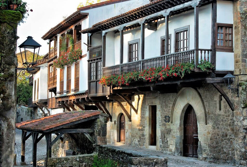 santillana-del-mar-01